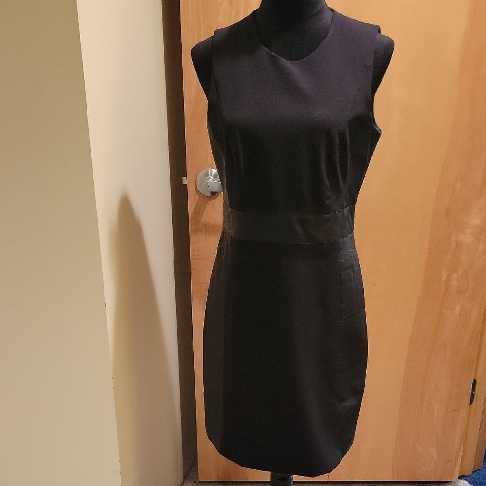 Theory Black Faux Leather Trimmed Sleeveless Dress Sz 10
